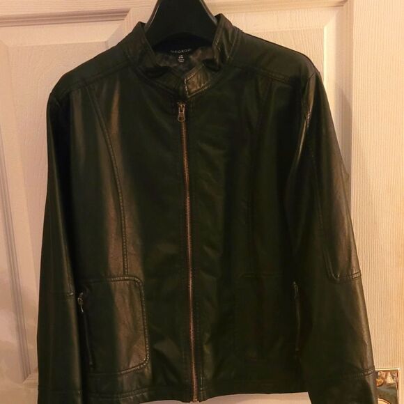 BLACK LEATHER JACKET - Picture 1 of 3